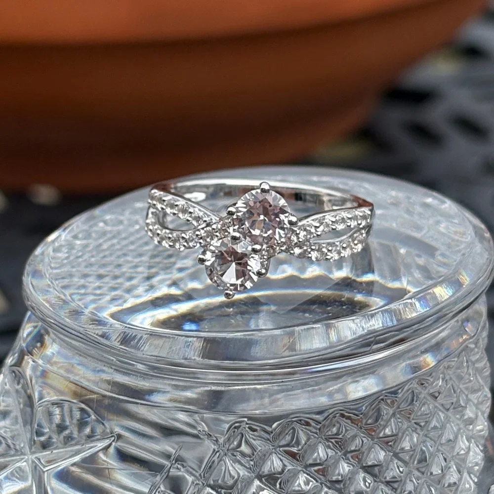 Genuine Lab Created 1.60 ct White Sapphire Bypass Ring Size 7 Sterling Silver